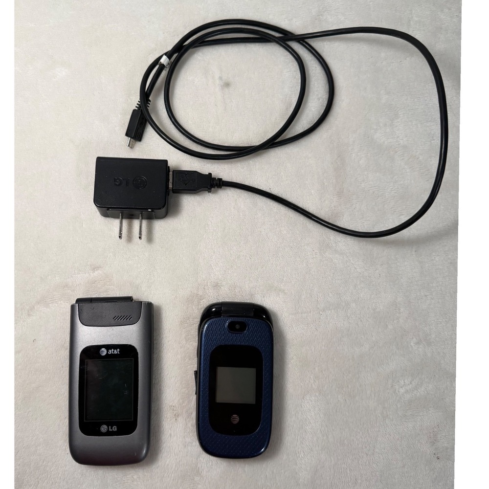 AT&T Flip Phone Lot with Charger